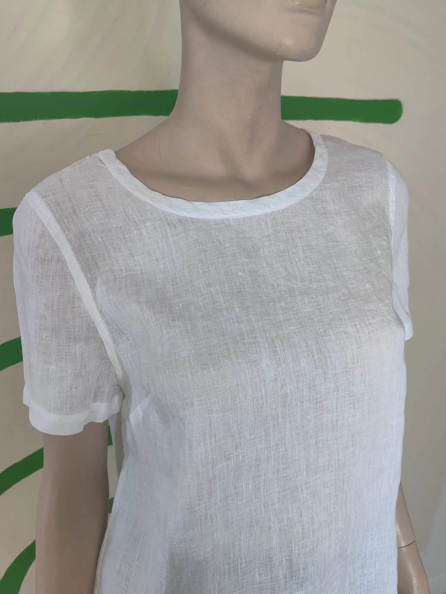 Basic Linen T-Shirt