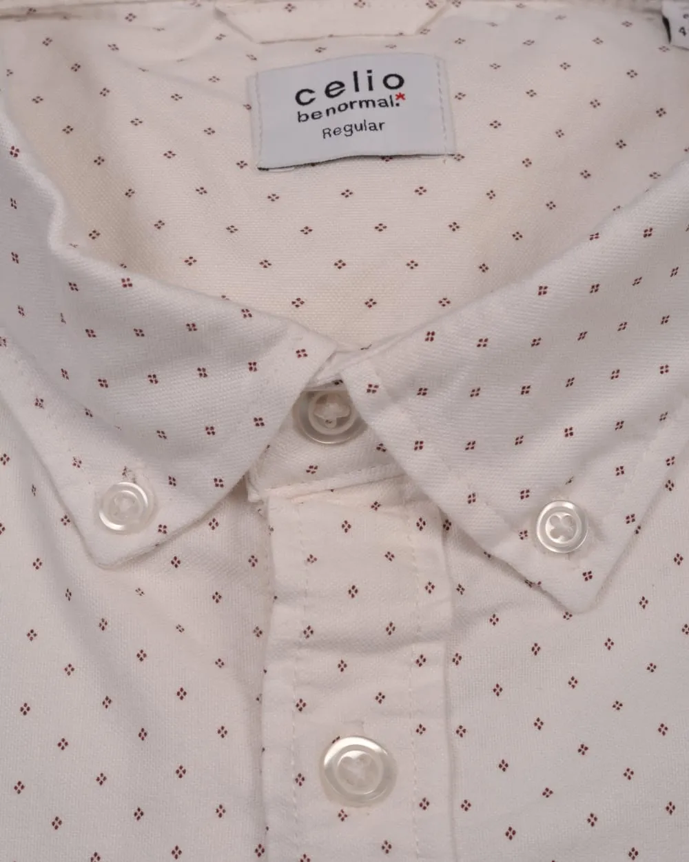 CELIO Button-Down Collar White With Pocket   Slim Fit