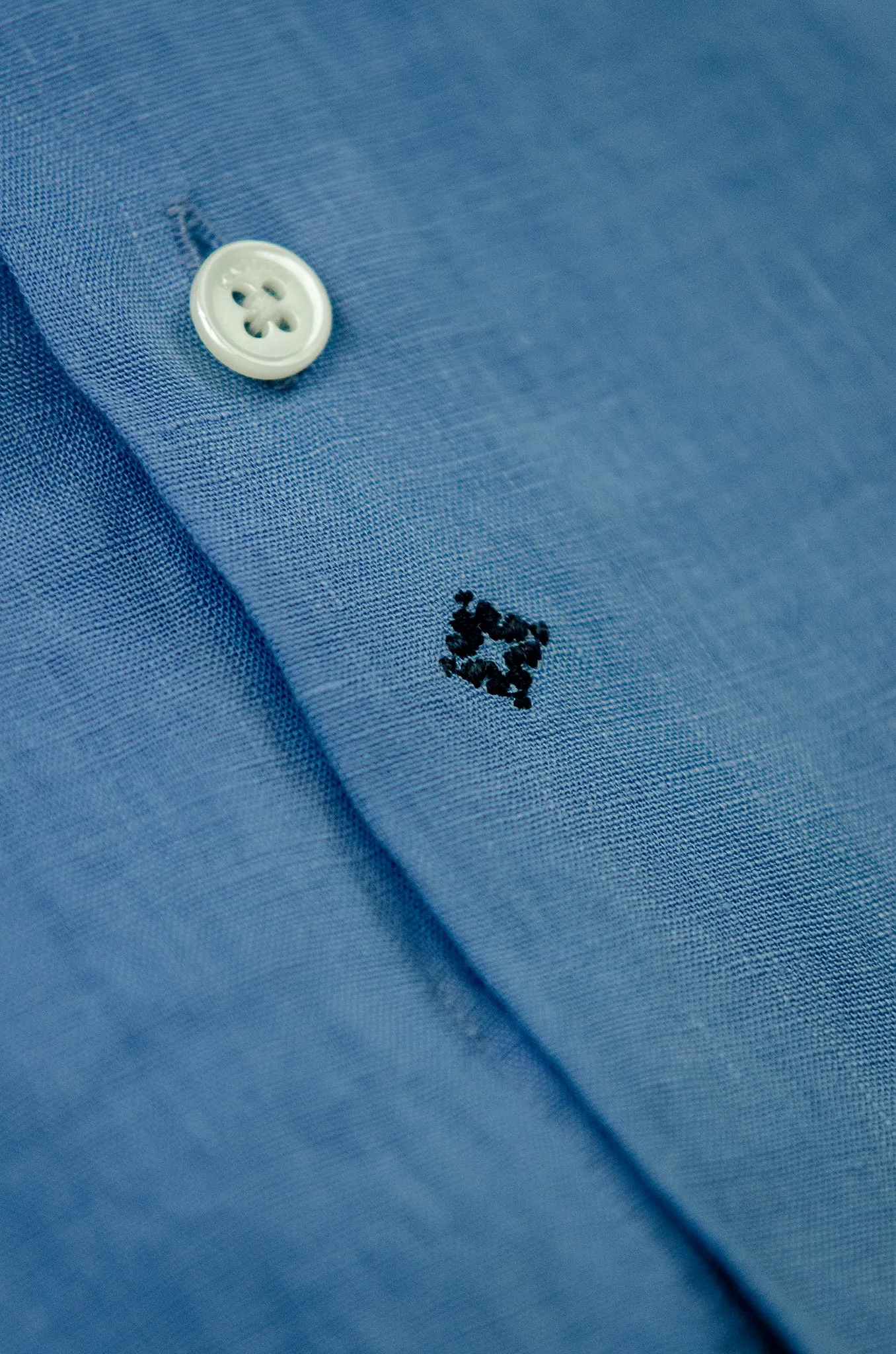 Conrad golden linen shirt (river blue)