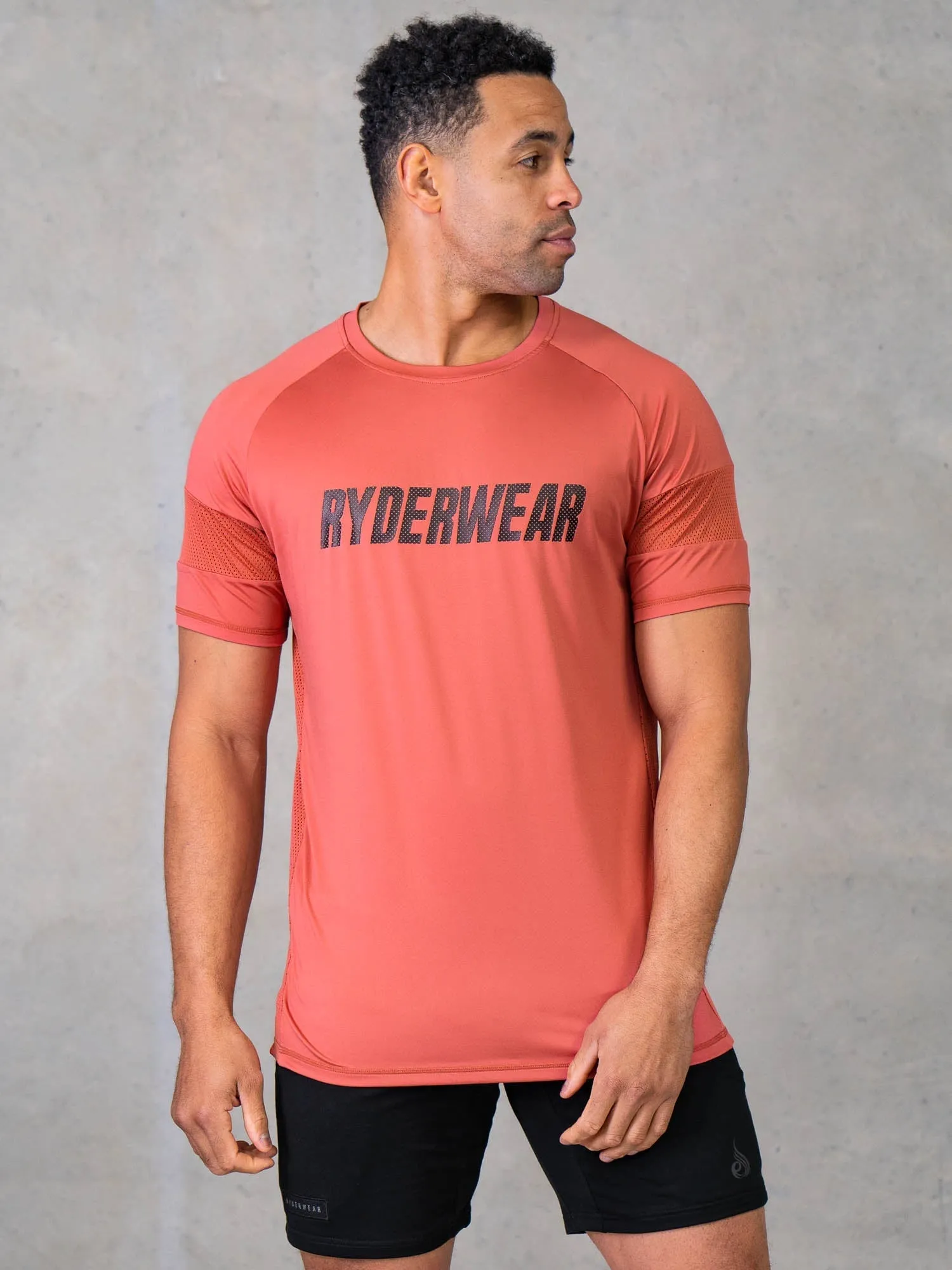 Flex Mesh T-Shirt - Dusty Red