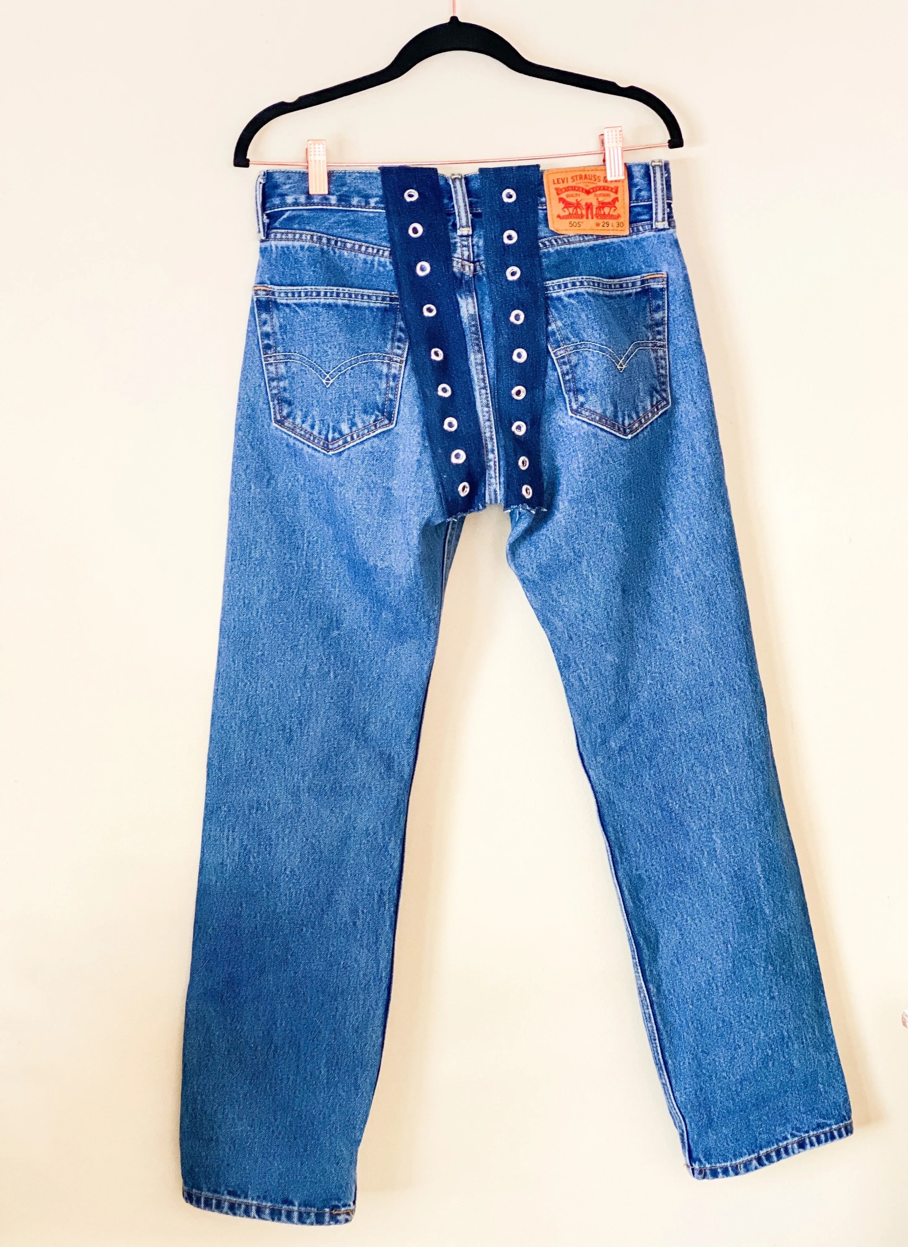 LEVIS Back Eyelet Jeans