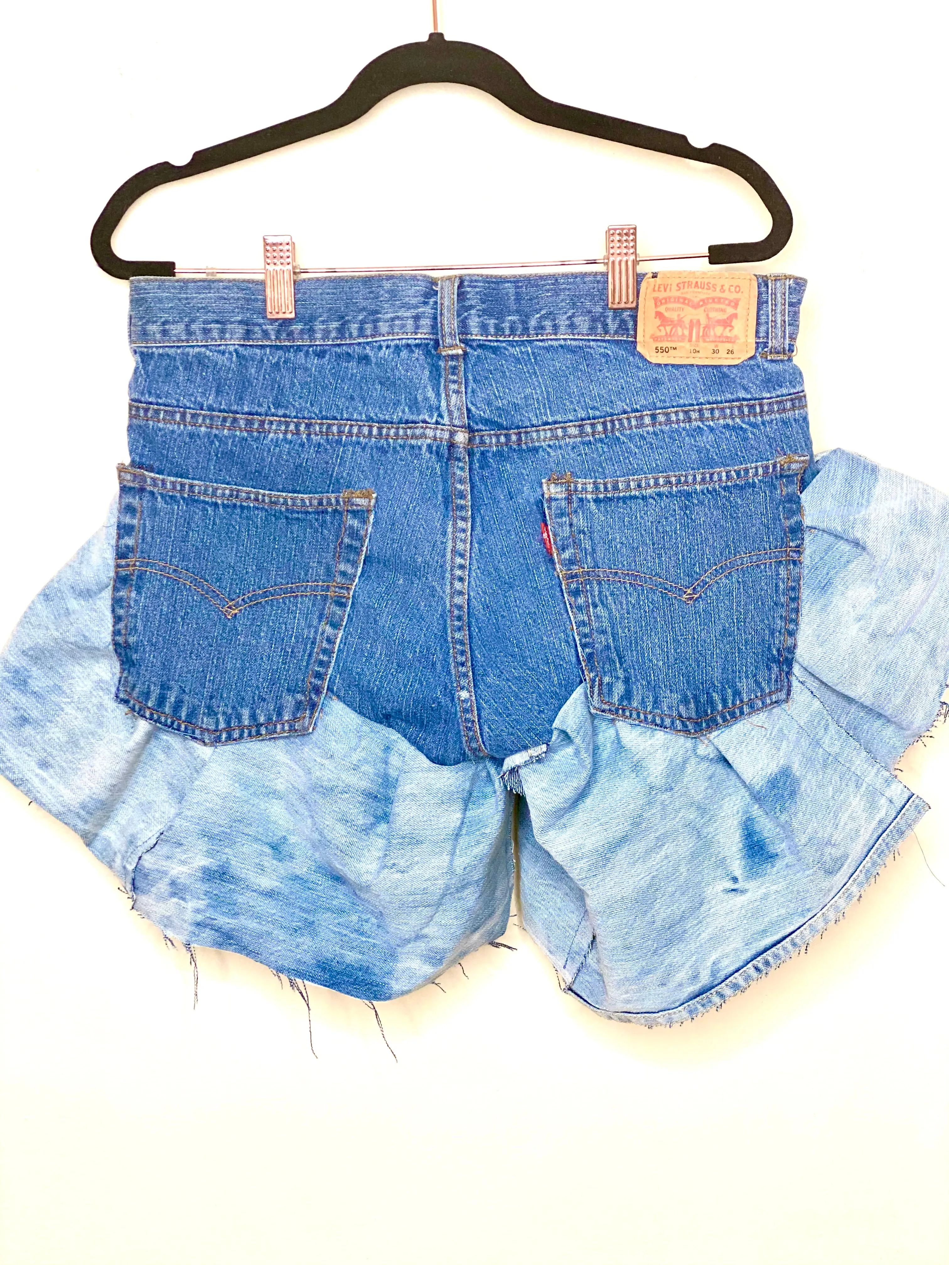 LEVIS Bias Ruffle Shorts